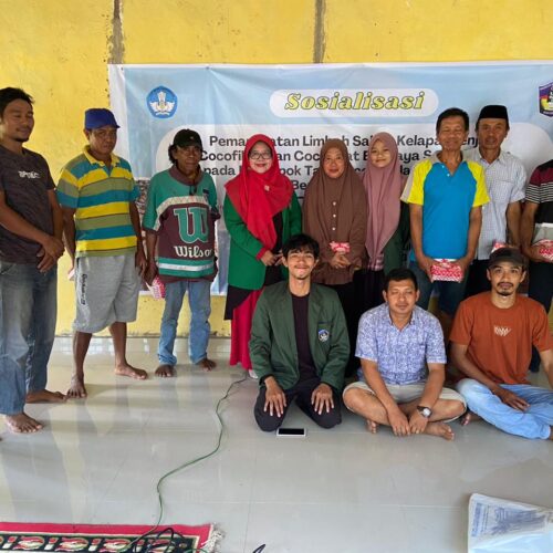 Kolaborasi DRTPM Dikti dan UMI Lakukan Pengabdian Pengolahan Limbah Sabut Kelapa di Herlang, Bulukumba