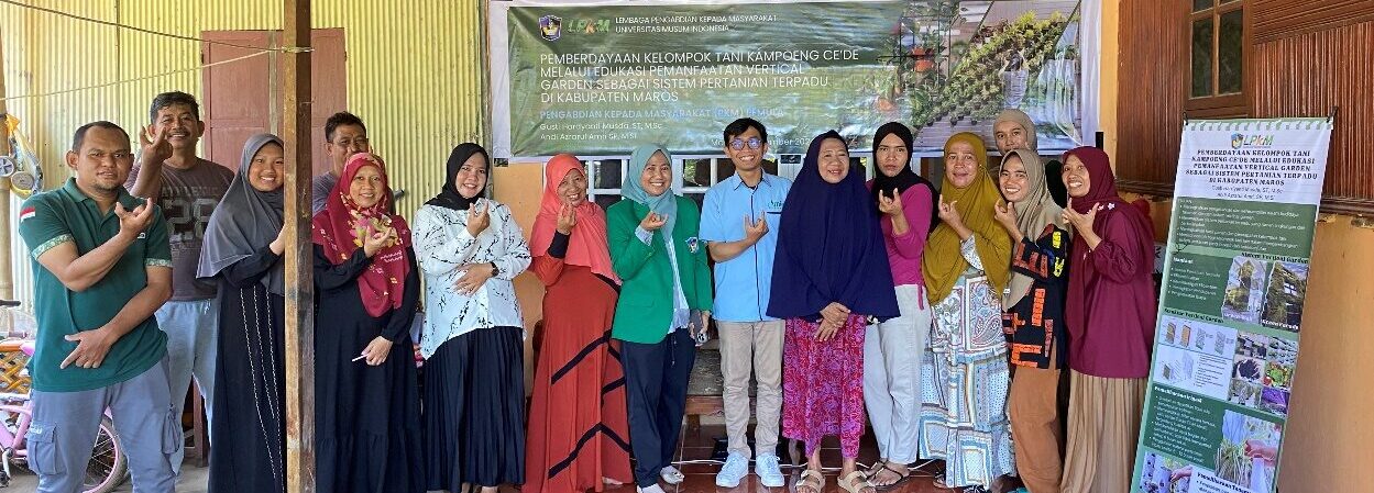 Tim Pkm UMI Gelar Edukasi Pemanfaatan Vertical Garden pada Kelompok Tani di Maros