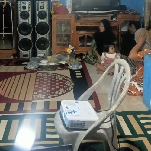 Inovasi Produk Tahu: Pelatihan Pengolahan Kedelai untuk Pemberdayaan Kelompok Tani Kedele di Desa Leang-Leang, Maros