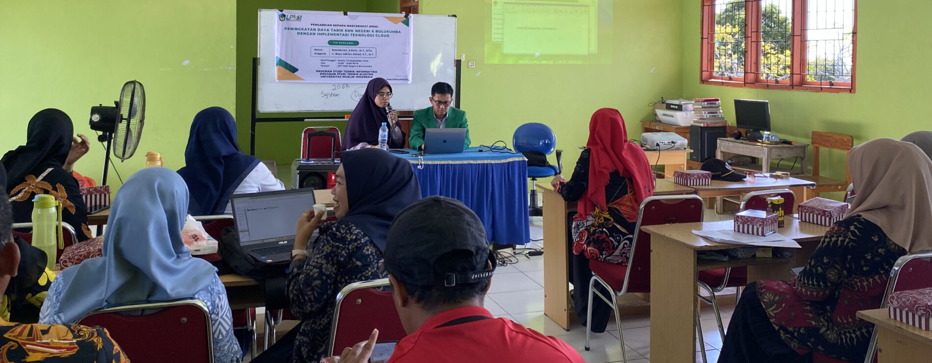Inovasi Dosen UMI Transformasi SMK Negeri 6 Bulukumba dengan Teknologi Cloud