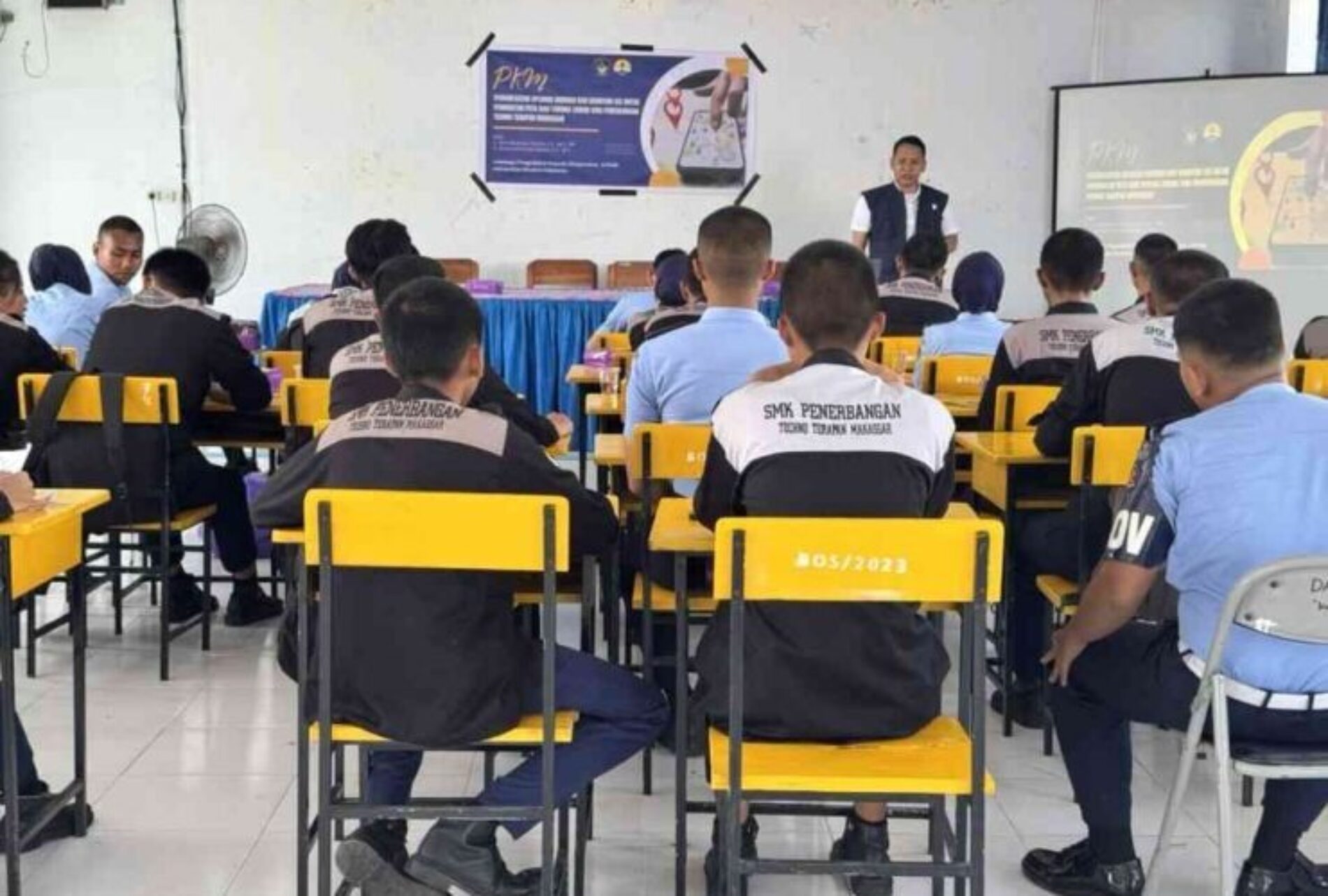 UMI Kembali Melaksanakan Kegiatan Pengabdian Kepada Masyarakat Bidang Pendidikan di SMK Penerbangan Techno Terapan