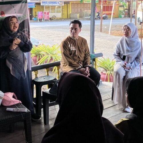 Universitas Muslim Indonesia mendampingi UMKM Pentol.in Maros sebagai Mitra untuk Pengenalan Produk Mie-Diabet