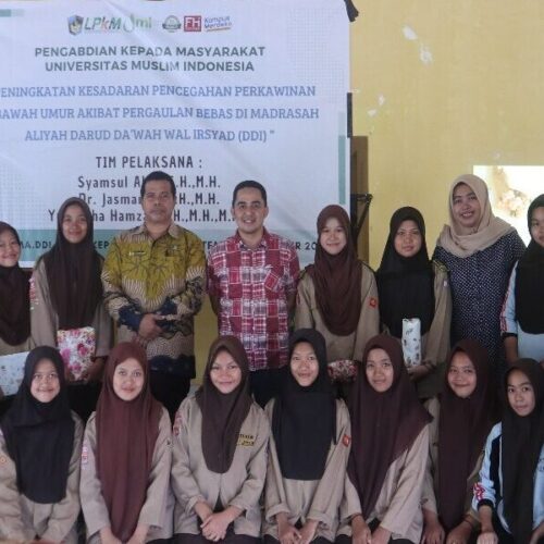 Tim PKM UMI melaksanakan Penyuluhan Hukum di Madrasah AliyahDarud Da’wah Wal Irsyad (DDI) Pangkep untuk Menurunkan Tingkat Perkawinan di Bawah Umur Akibat Pergaulan Bebas