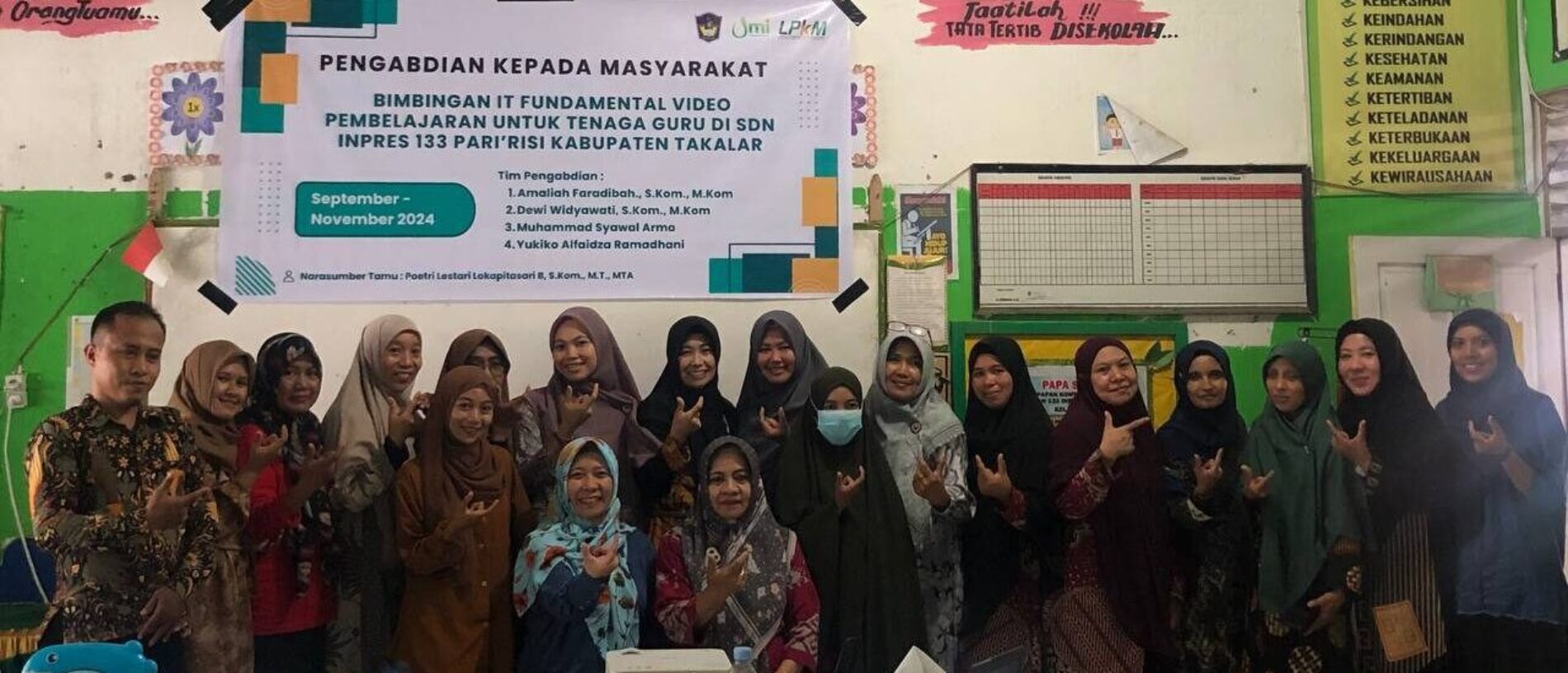 Transformasi Pendidikan di Era Digital: Program PkM FIKOM UMI di Kabupaten Takalar