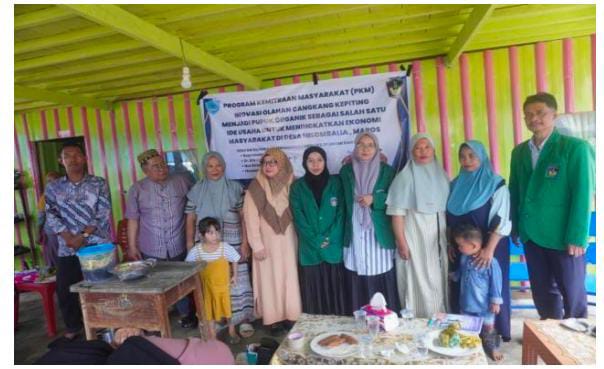 Universitas Muslim Indonesia (UMI) Makassar Melalui Skema Pengabdian Unggulan, Kembali Menyelenggarakan Program Pengabdian Kepada Masyarakat (PKM) dengan Tema “Inovasi Olahan Cangkang Kepiting Menjadi Pupuk Organik Sebagai Salah Satu Ide Usaha untuk Menin
