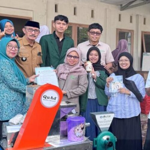 UMI Mengabdi: Inovasi Pengolahan Ampas Kelapa untuk Meningkatkan Kemandirian Ekonomi Desa Bontolangkasa Gowa