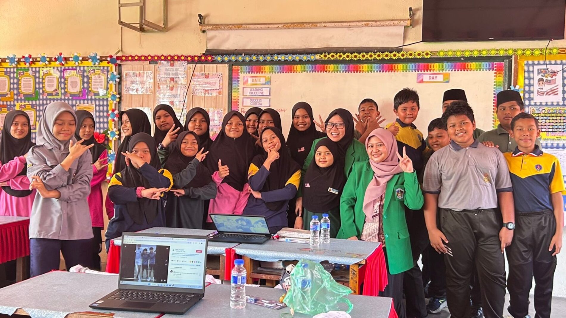 Pelatihan Penggunaan Google Workspace for Education Transformasi Digital Sekolah di Kedah