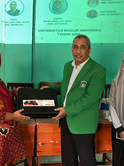 EDUKASI DAN PELATIHAN DETEKSI BAHAN TAMBAHAN PANGAN (PENGAWET, PEMANIS, PEWARNA) BERBAHAYA DALAM MAKANAN DAN MINUMAN KEPADA KELOMPOK PKK DESA BORISALLO