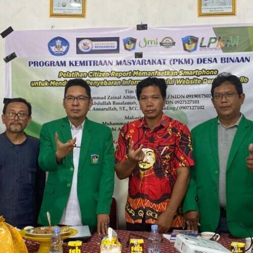 Pelatihan Citizen Report Memanfaatkan Smartphone untuk Mendukung Penyebaran Informasi Melalui Website Desa Borisallo