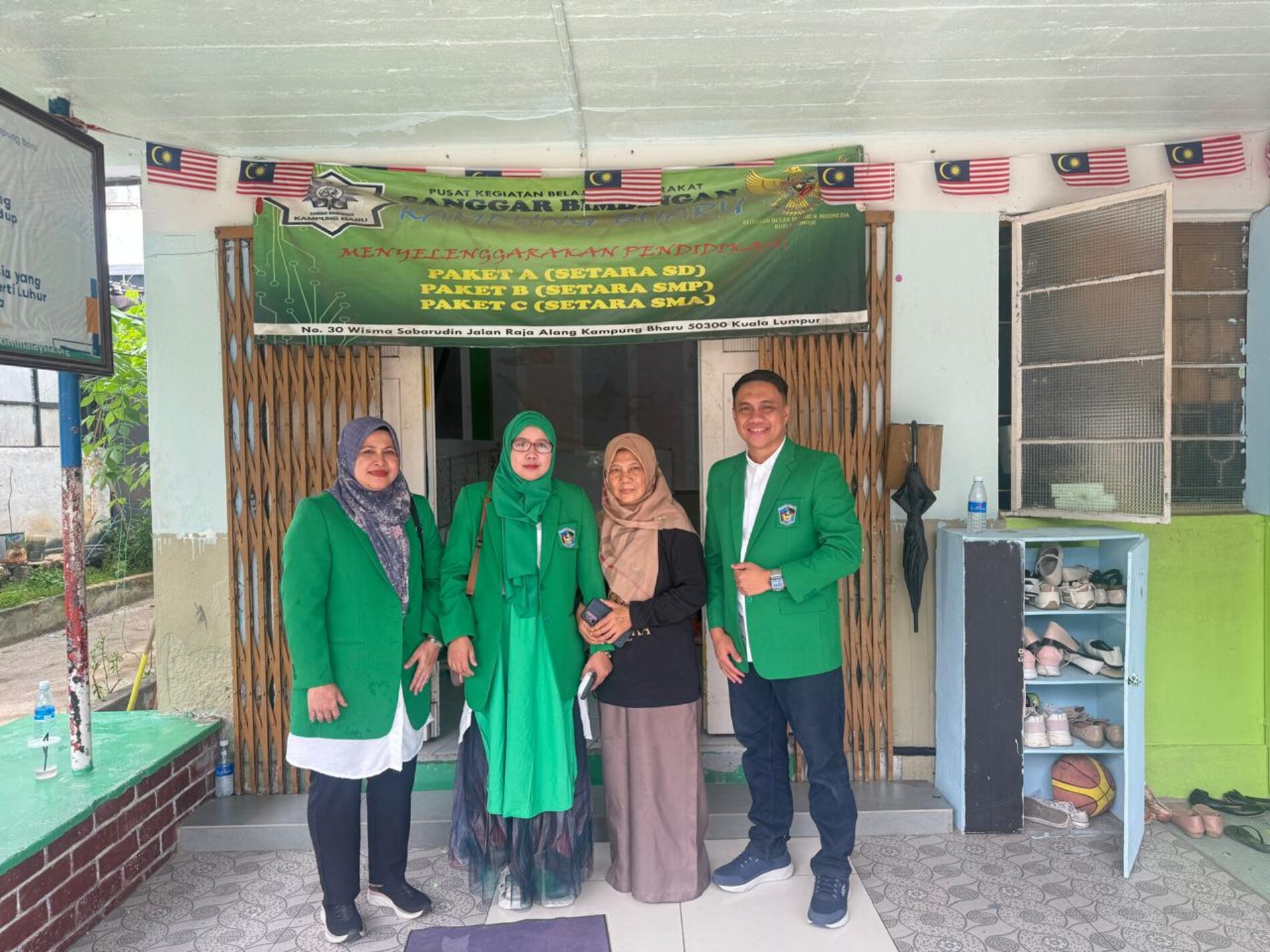Optimizing Student Health and Fitness Through Healthy Lifestyle Education and Physical Activity at the Muhammadiyah Kampung Bharu Guidance Studio, Kuala Lumpur, Malaysia