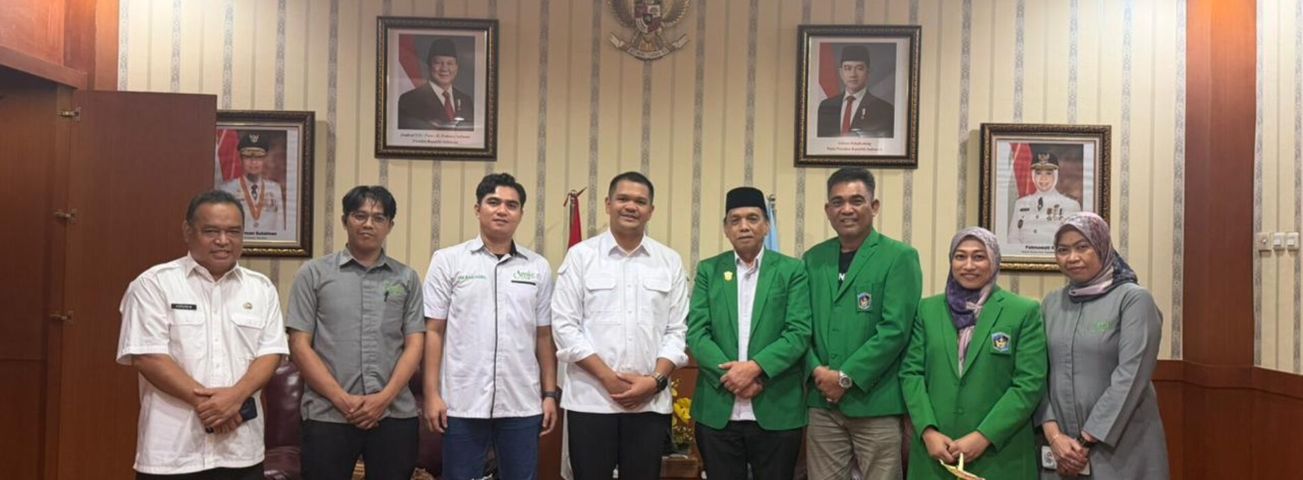 Audiens bersama Bupati Kabupaten Bantaeng untuk Penempatan Mahasiswa Kuliah Kerja Nyata Tematik Angkatan 77 Universitas Muslim Indonesia